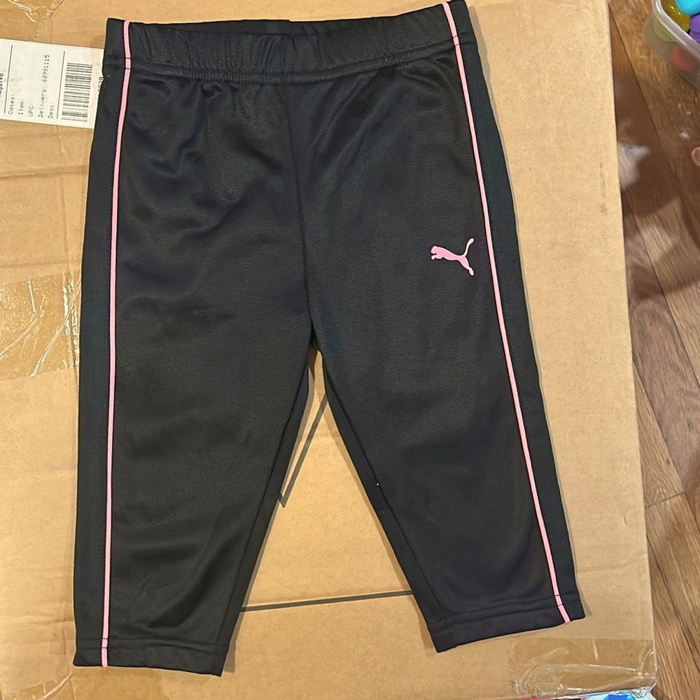 Worn only 1x. Excellent condition. Basically brand new.